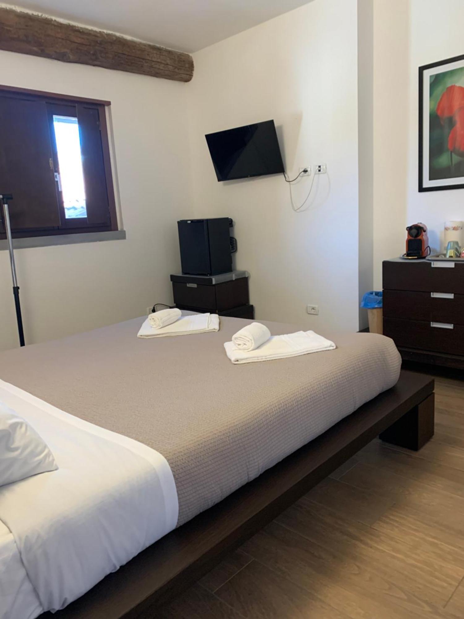 Poncinvs Di Gabriella Patelli Apartamento *